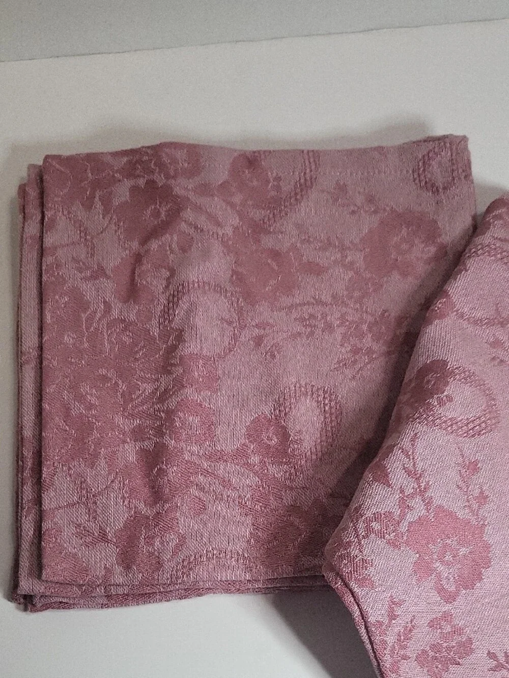 Rose Pink Jacquard Dinner Napkins - 4-Piece Set